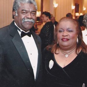 Meet your Posher, Gilbert